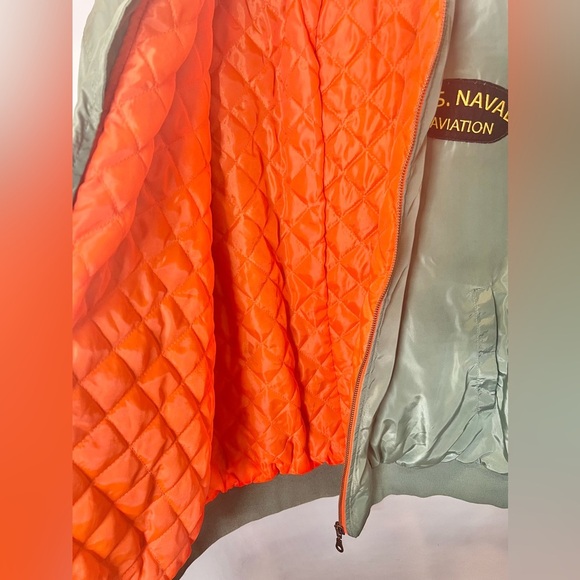 Navy Bomber men’s top gun fighter pilot patch jacket satin green size large - Picture 8 of 8